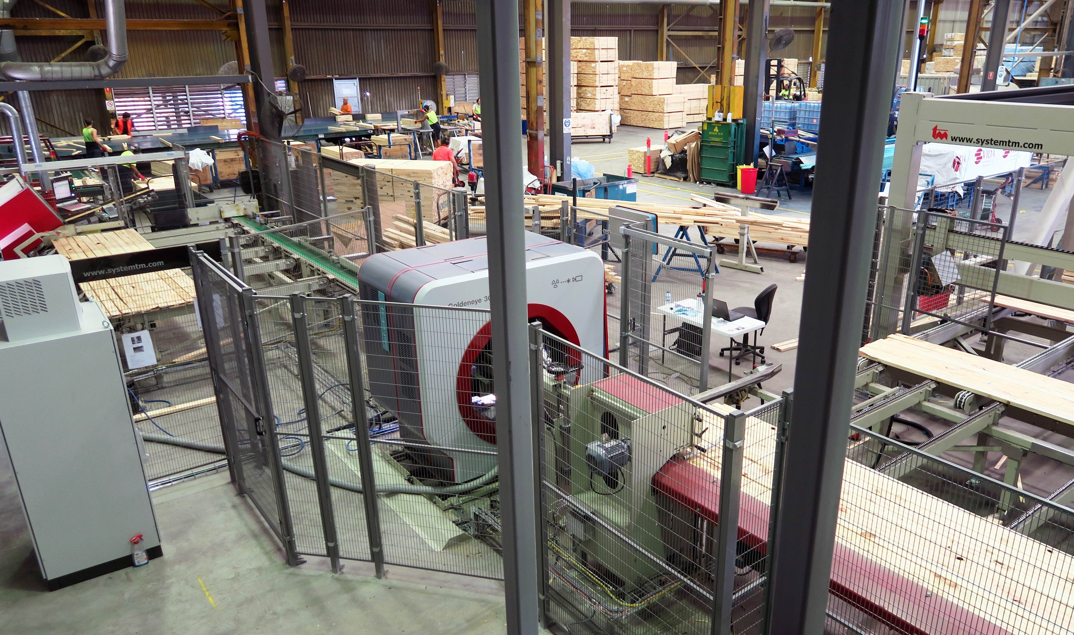 One scanner - one saw